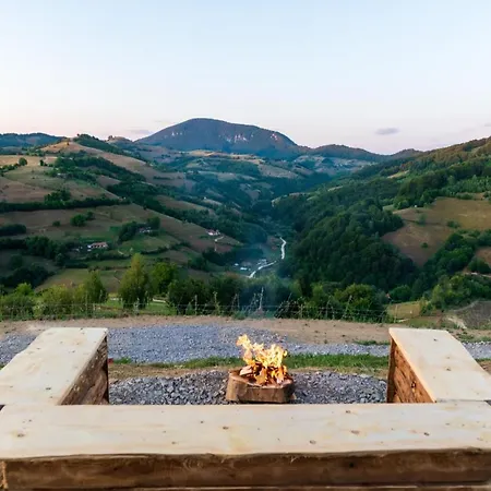 Holiday home Casuta Din Valea Iepii *